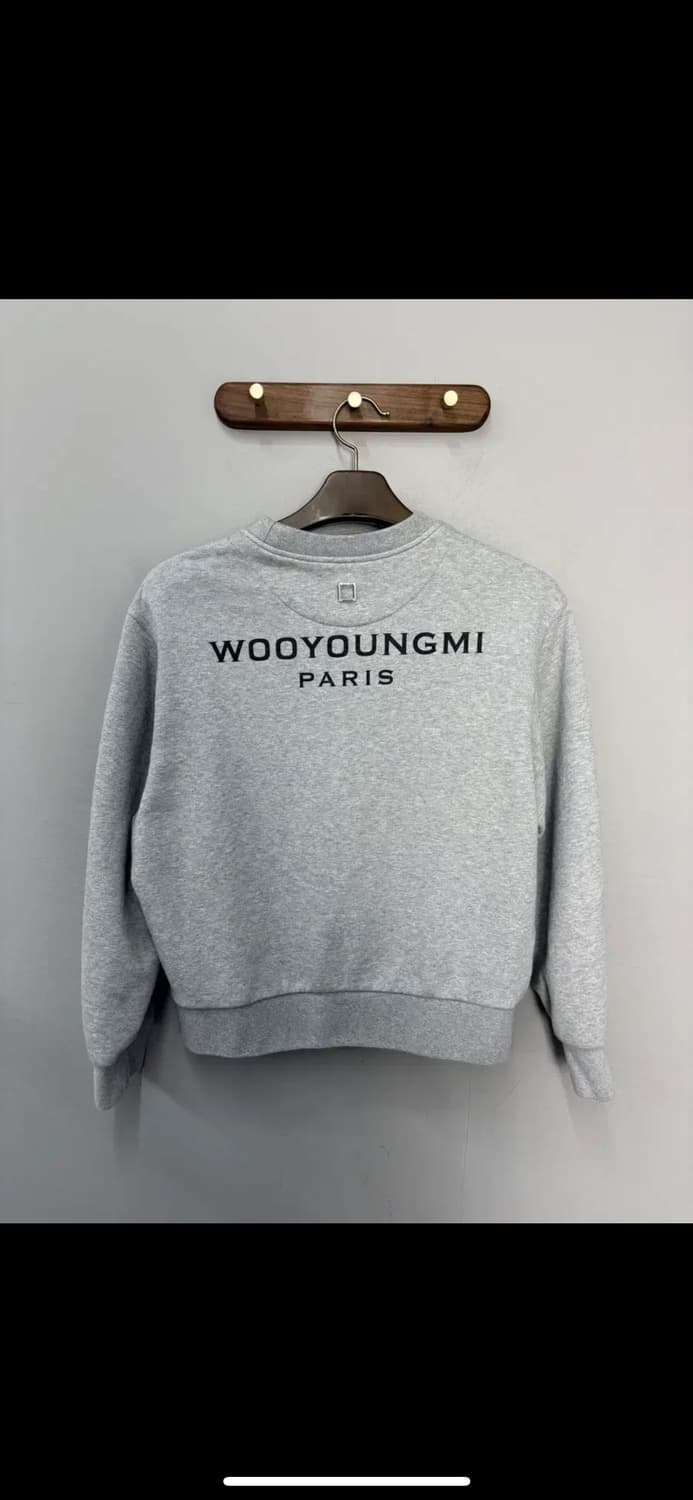우영미 23FW 백로고 그레이 스웨트 셔츠 H2738 상품이미지4