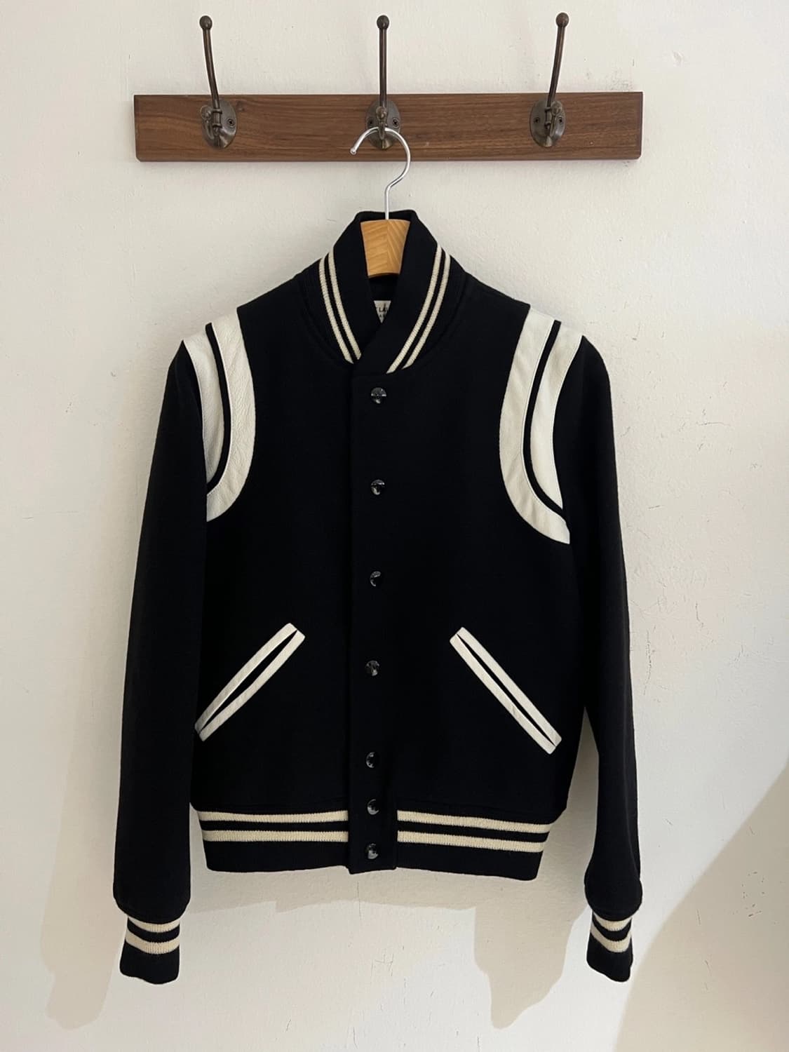 생로랑 바시티 자켓 상품이미지1