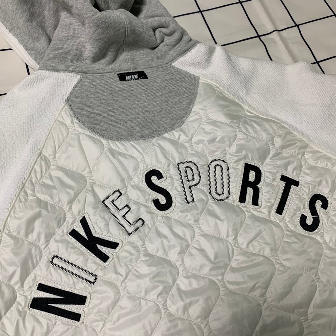 나이키 빅로고 후드티 상품이미지1