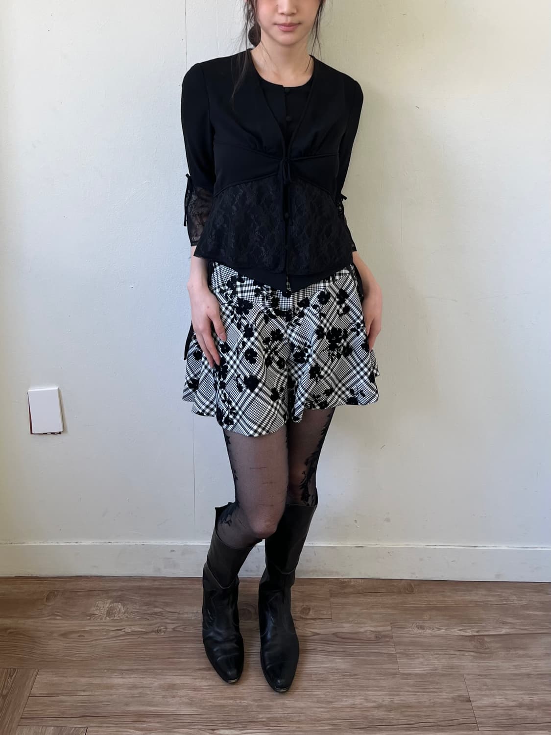 MISCH MASCH 플라워 패치 숏츠 상품이미지6