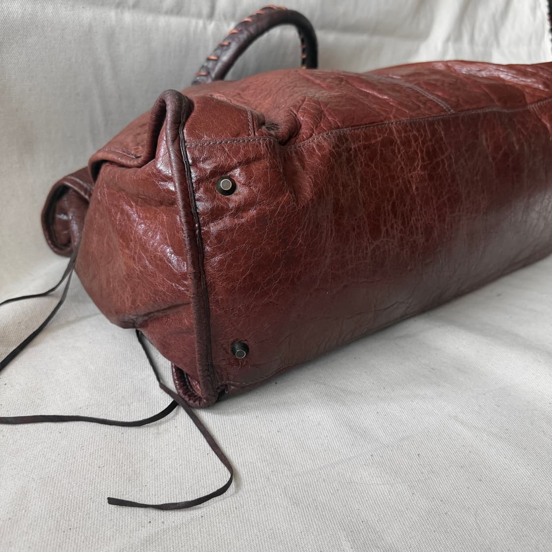 발렌시아가 르 시티 모터백 XL 위켄더 상품이미지5