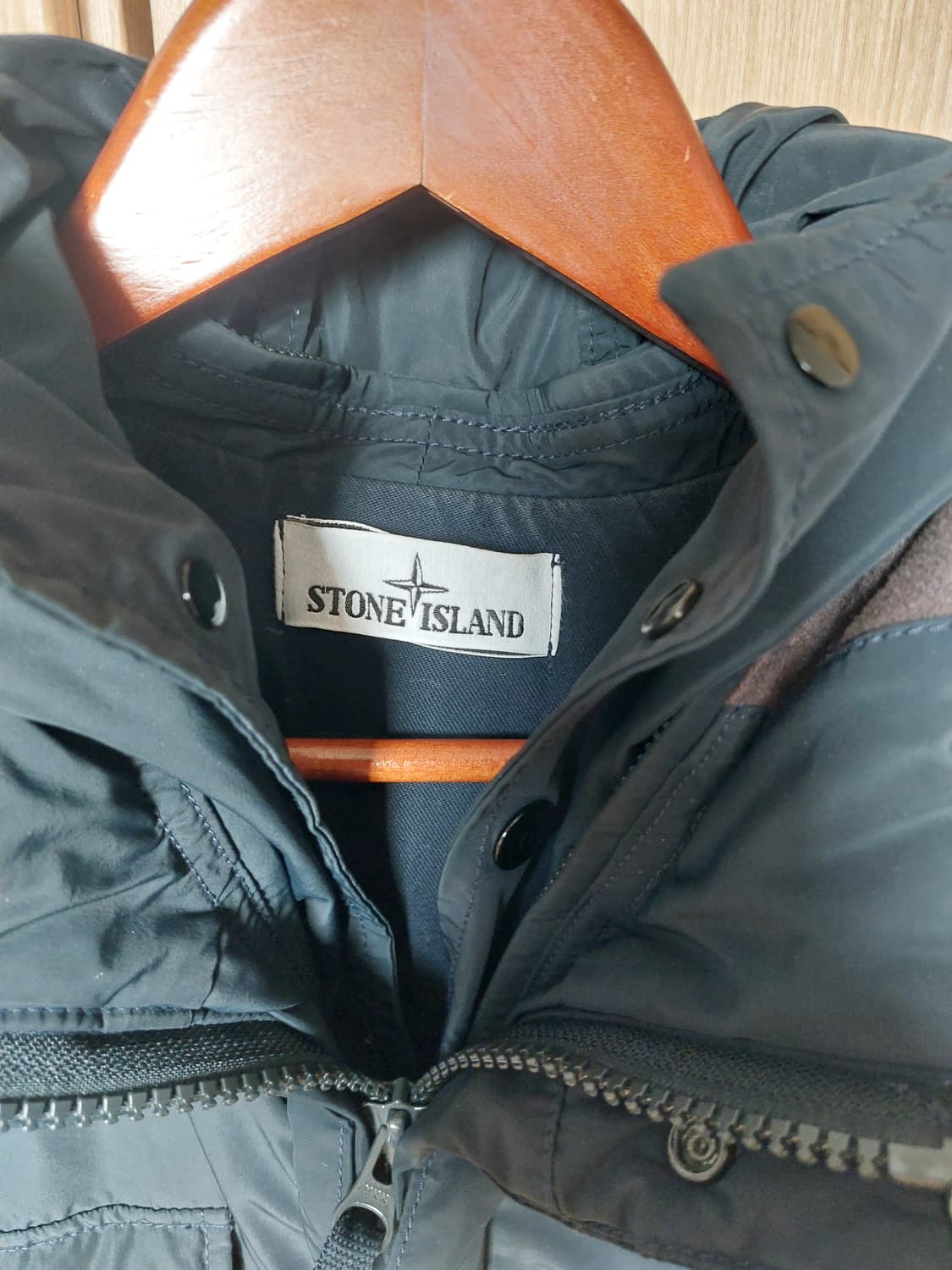 (택포)스톤아일랜드 마이크로랩스 다운패딩 M사이즈 상품이미지3