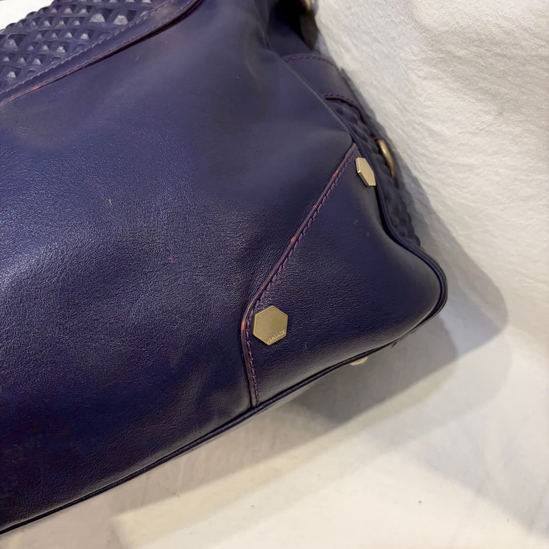 베르사체 메두사 엠보싱 숄더백 가방 상품이미지10