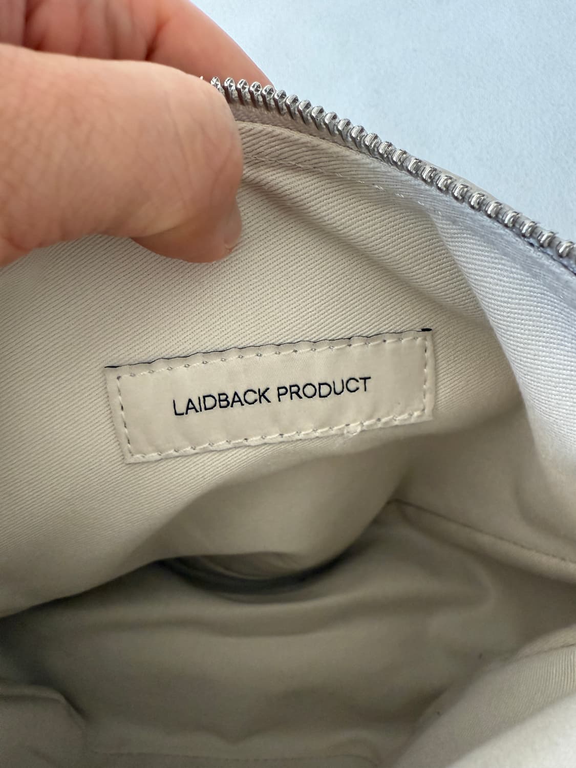 LAIDBACK 레더 크로스백 상품이미지8