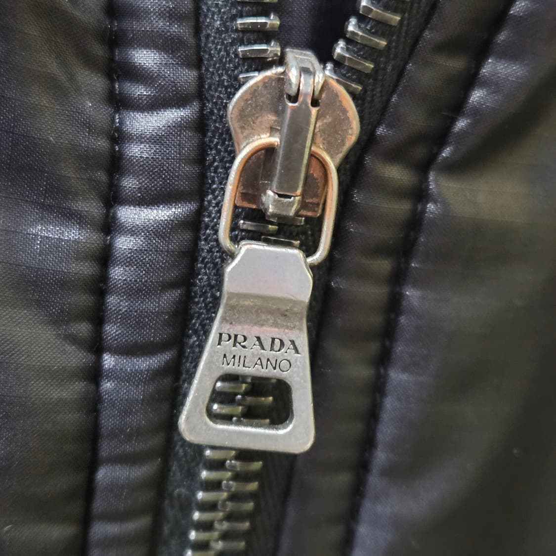 프라다 패딩 상품이미지3