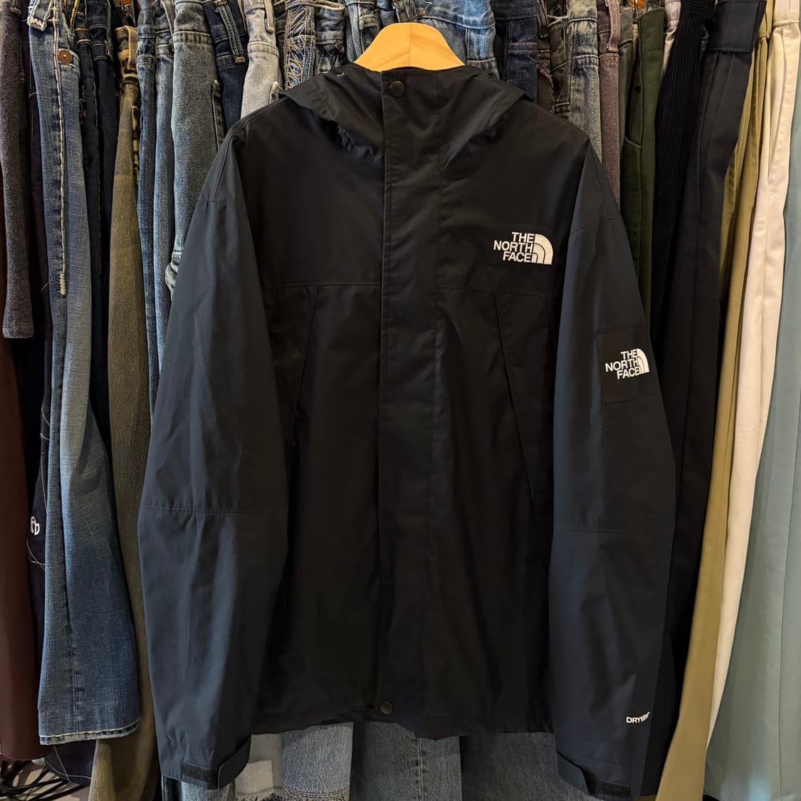 노스페이스 하이마운틴 자켓 블랙 상품이미지2