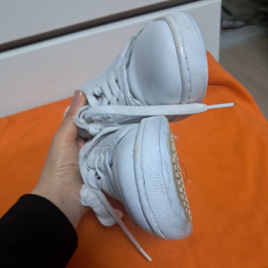 엠포리오 아르마니 스니커즈 US 6.5(남녀공용가능) 상품이미지3