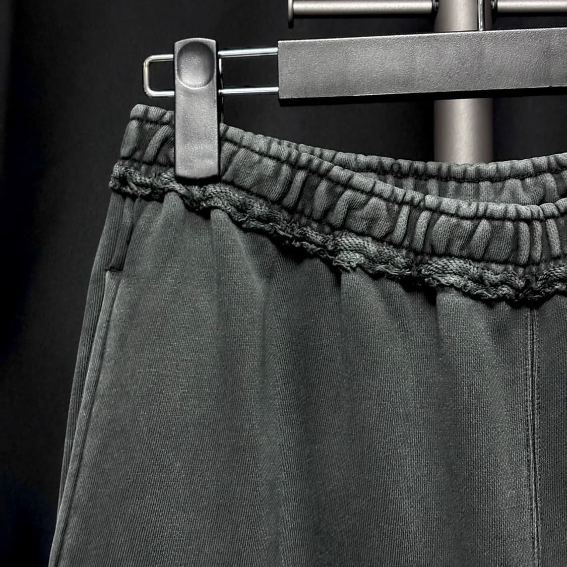 M) 퍼버즈 PERVERZE 25FW 스웻팬츠 상품이미지2