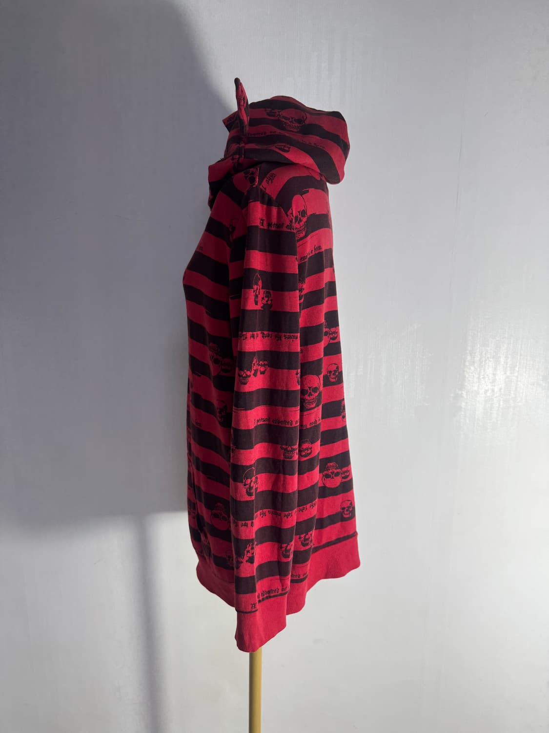 Dig deep 캣 이어 레터링 스컬 후드티 y2k punk 펑크 상품이미지2