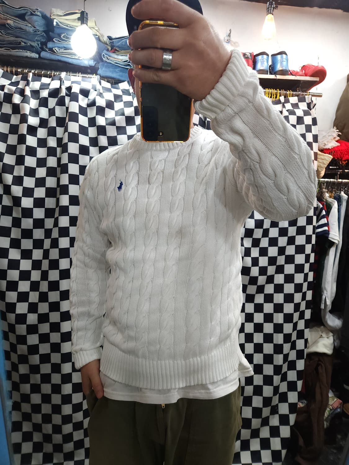 폴로 랄프로렌 화이트 꽈배기 코튼 니트

 상품이미지7