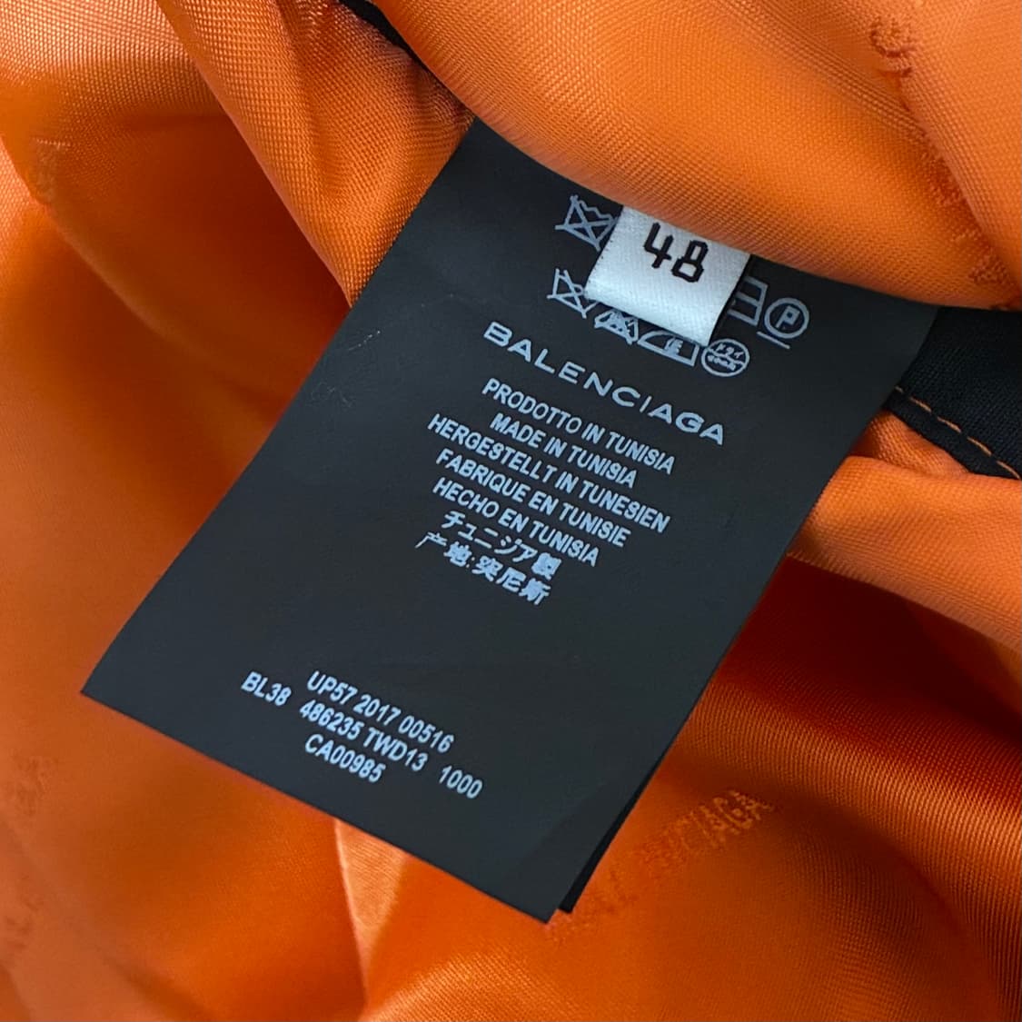 [48] 발렌시아가 17시즌 크롭 봄버 자켓 ma-1 네이비 상품이미지5
