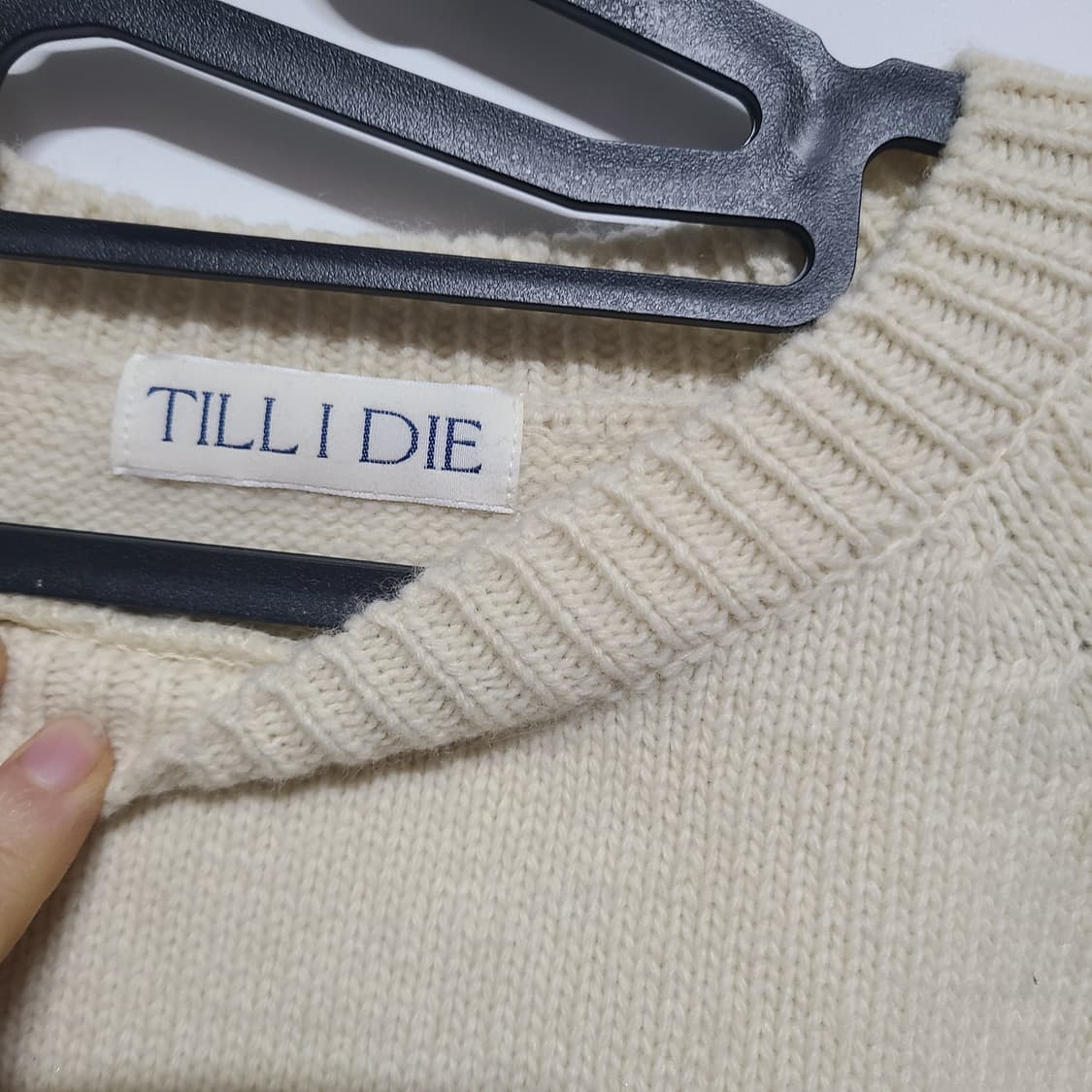틸아이다이 울50퍼 니트 상품이미지9