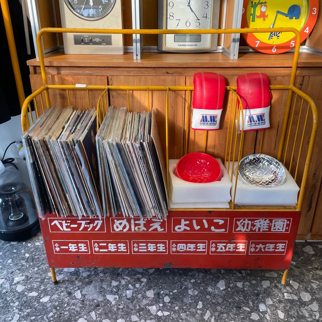 YELLOW & RED DISPALY STAND 상품이미지1