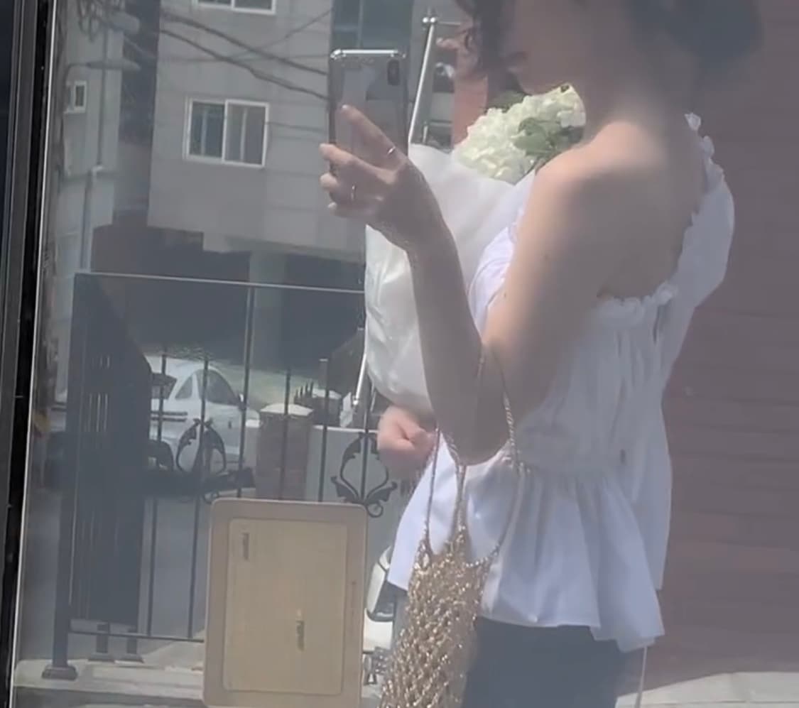 Lea 르에 오프숄더 탑 상품이미지2