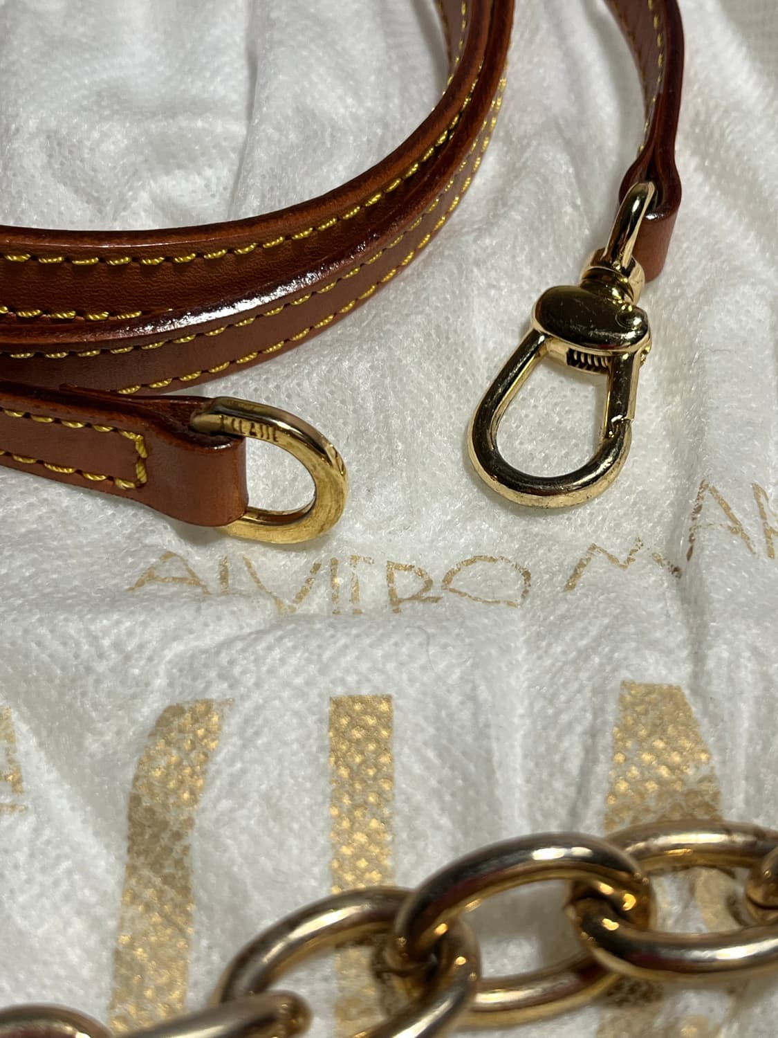 프리마클라쎄 하트 크로스백 상품이미지3