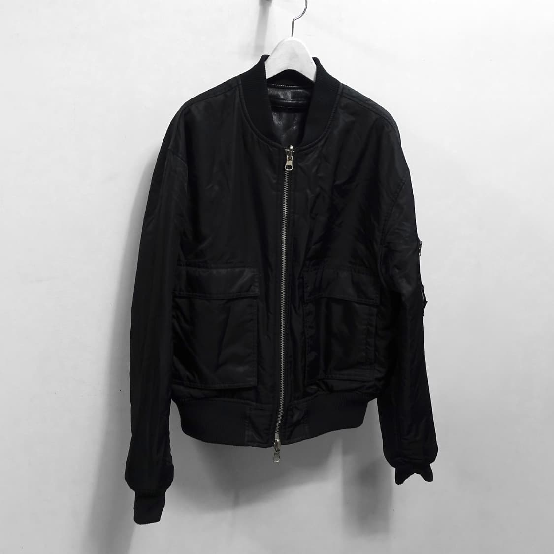 REVERSIBLE LEATHER MA-1 리버시블 레더 항공 점퍼 상품이미지3