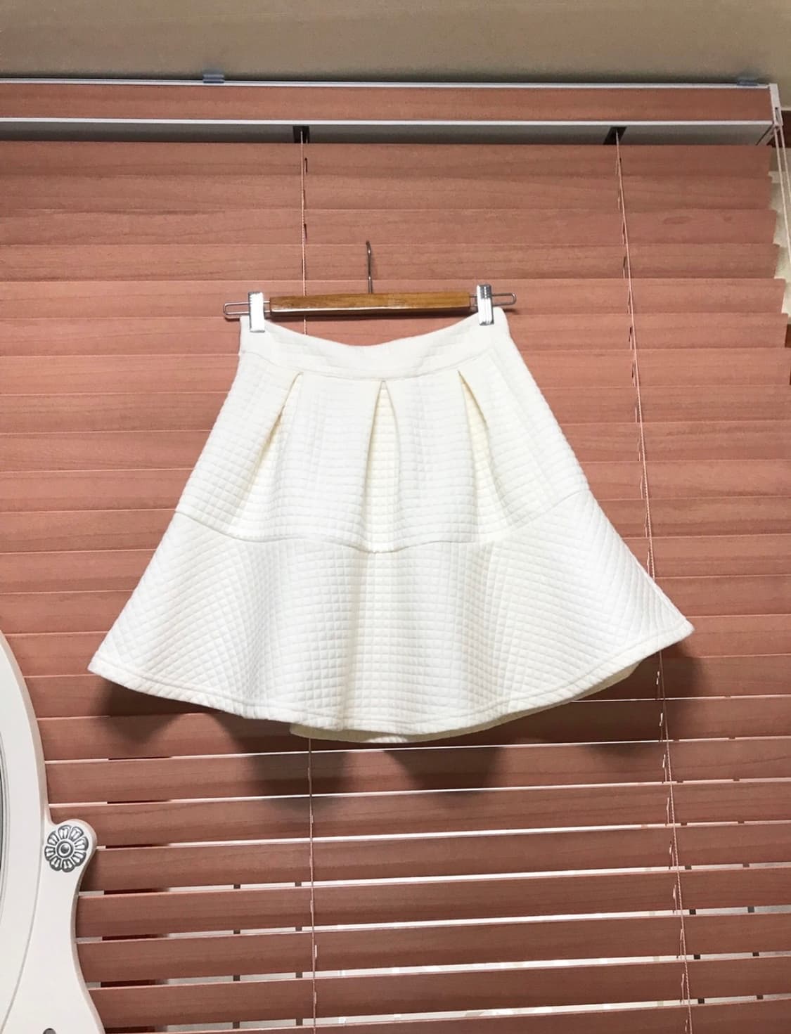 55ㅡ아이보리 누빔 플레어 스커트/상태최상 상품이미지2