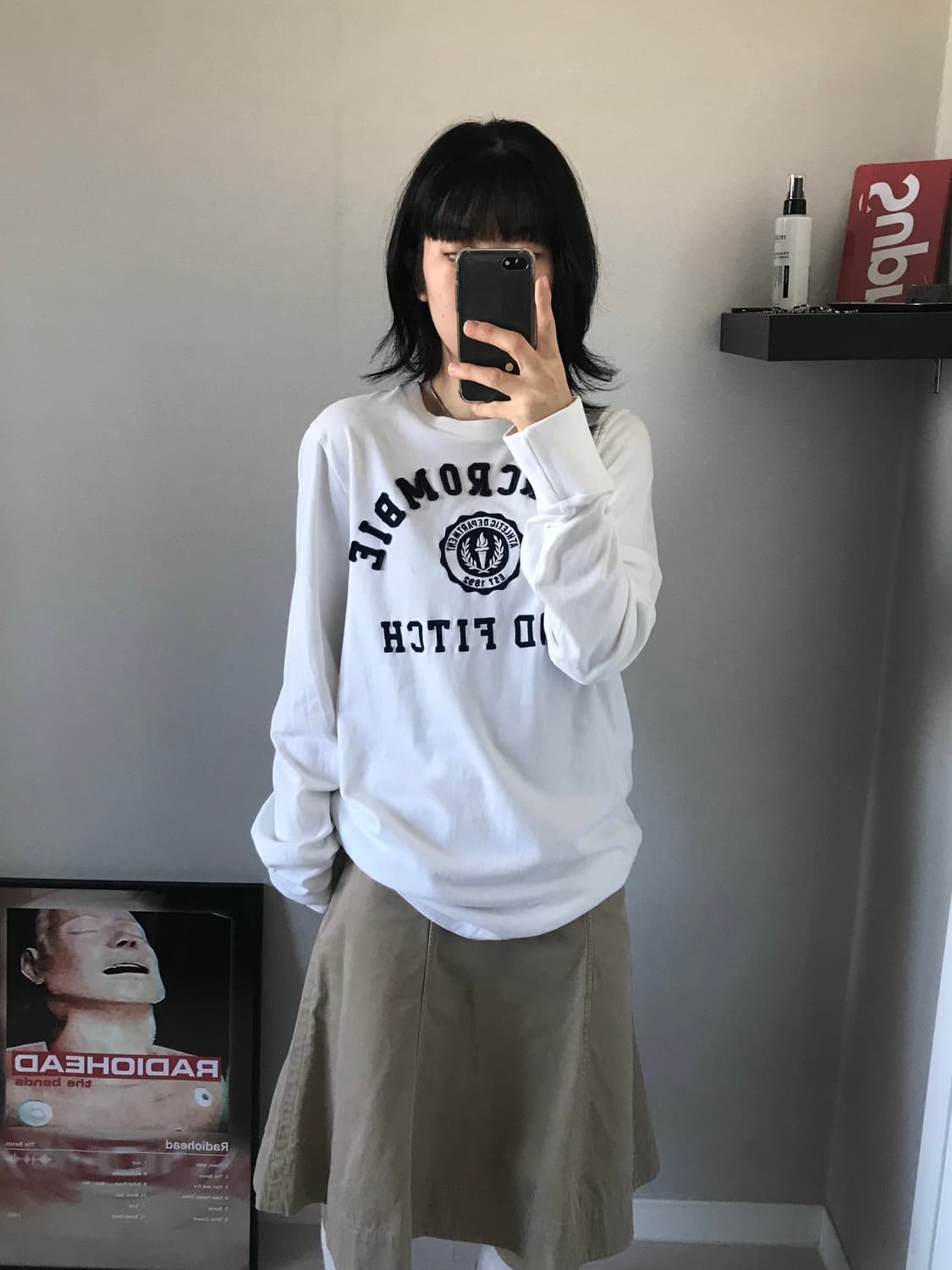 아베크롬비 중앙 자수로고 화이트 롱슬리브 상품이미지4