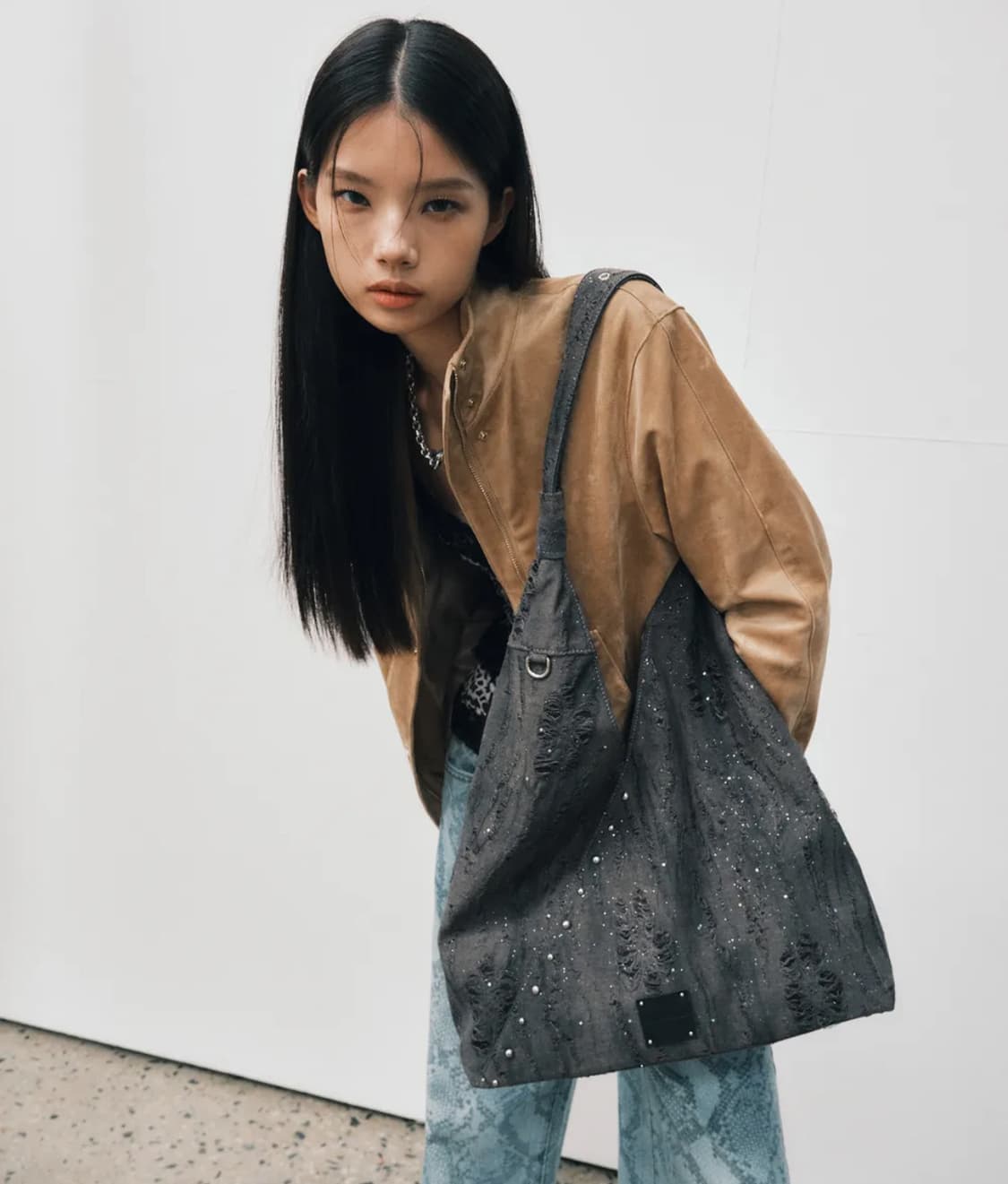 스퀘어라인 비모에 숄더백 상품이미지2