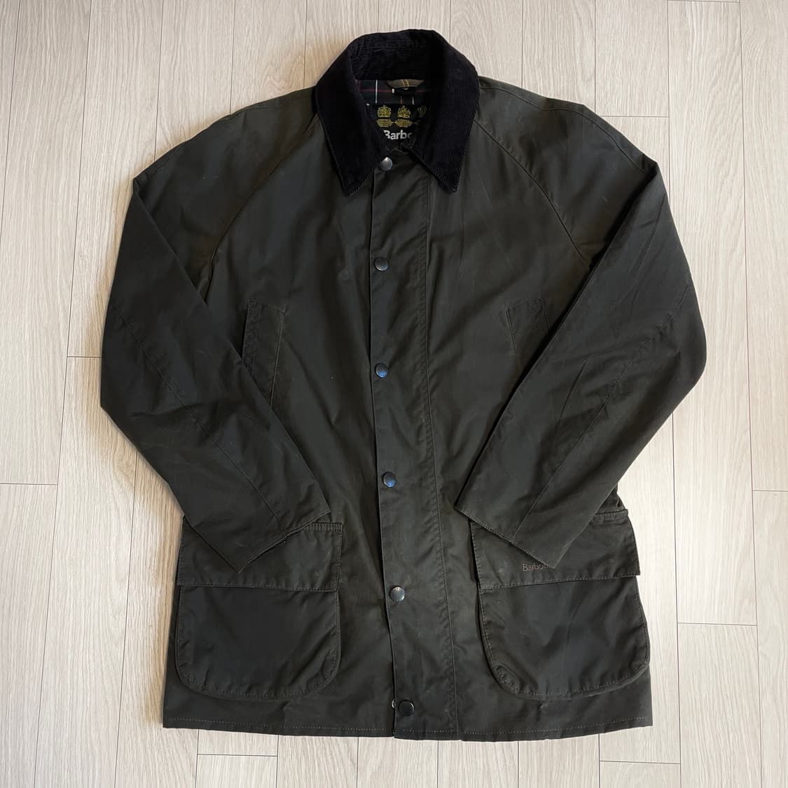 (급처/5회 실착) 바버 브리스톨 올리브 색상 M사이즈 상품이미지1