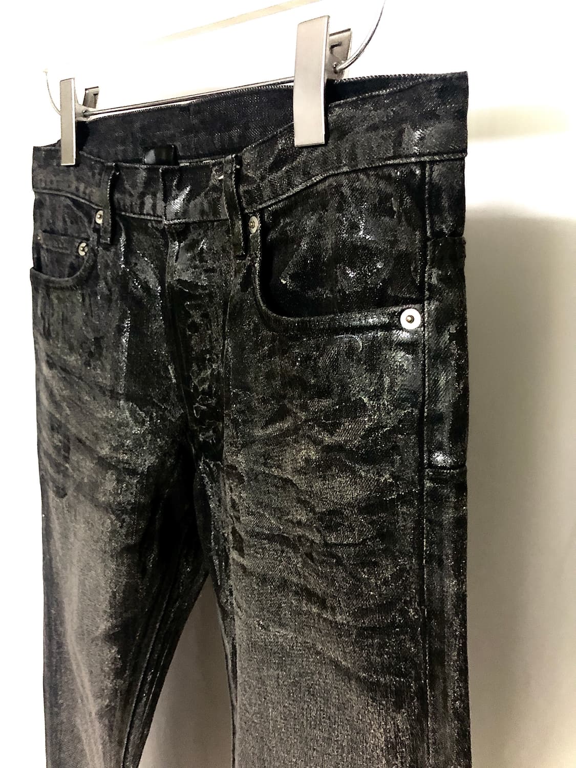 디올옴므 08s 블랙왁스 코팅 데님 상품이미지2