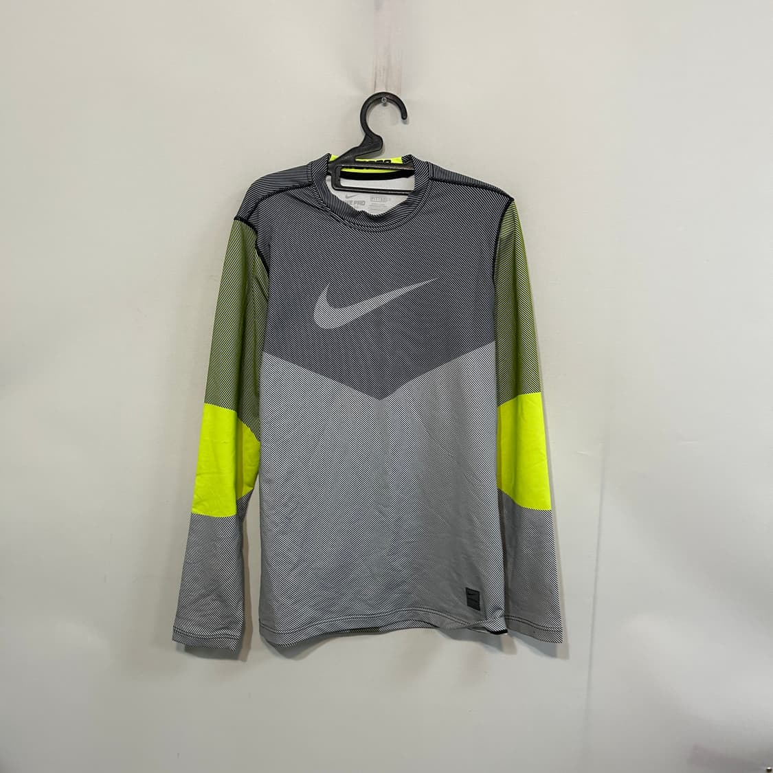 나이키 프로 티셔츠 100 상품이미지1