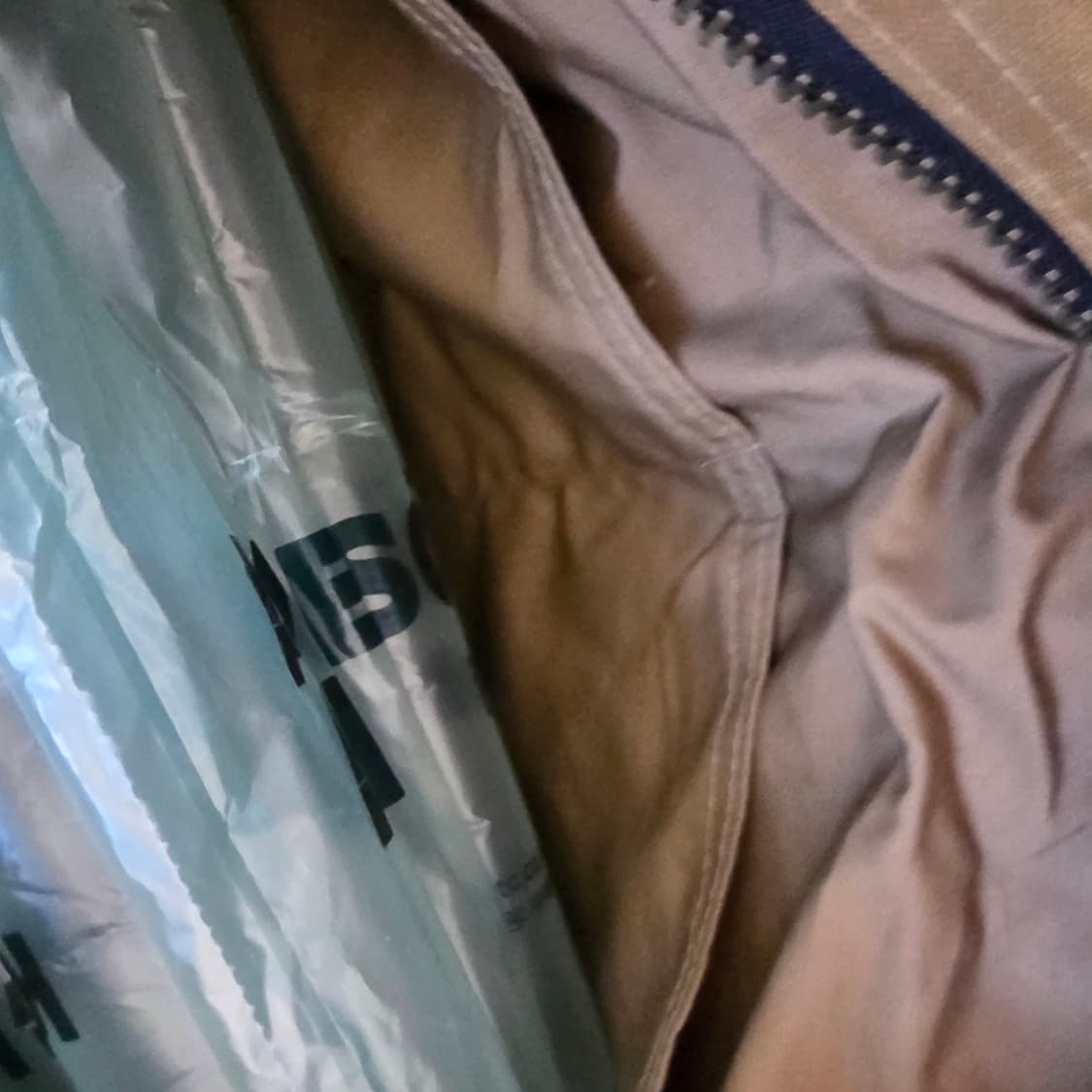 Filson 필슨 경량화 왁스드 코튼 켄버스 필드백 가방 상품이미지6