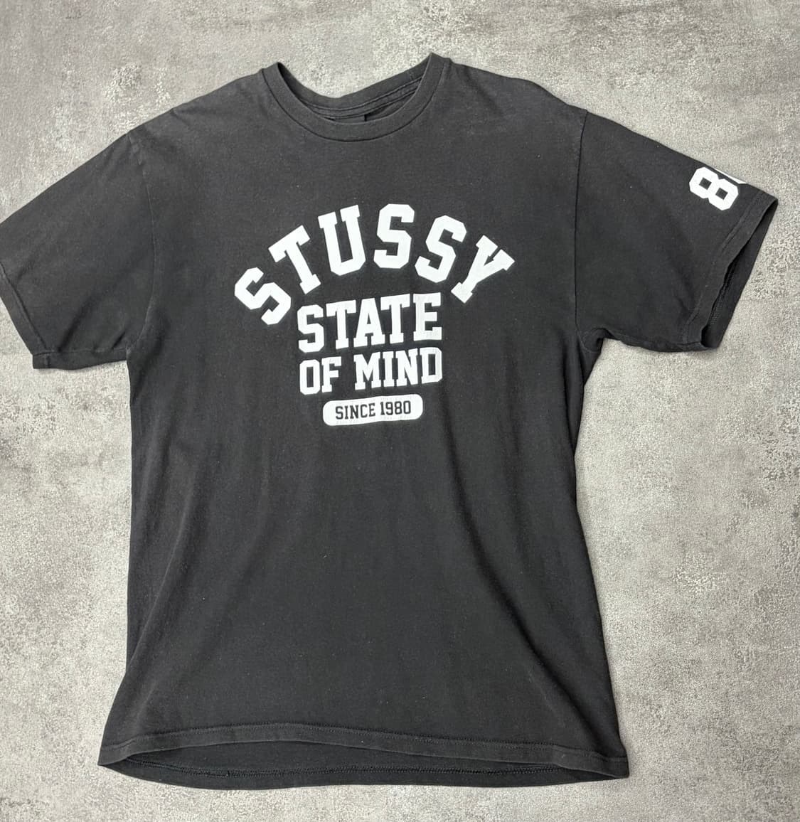 10s 스투시 State of Mind 블랙 반팔티 상품이미지3