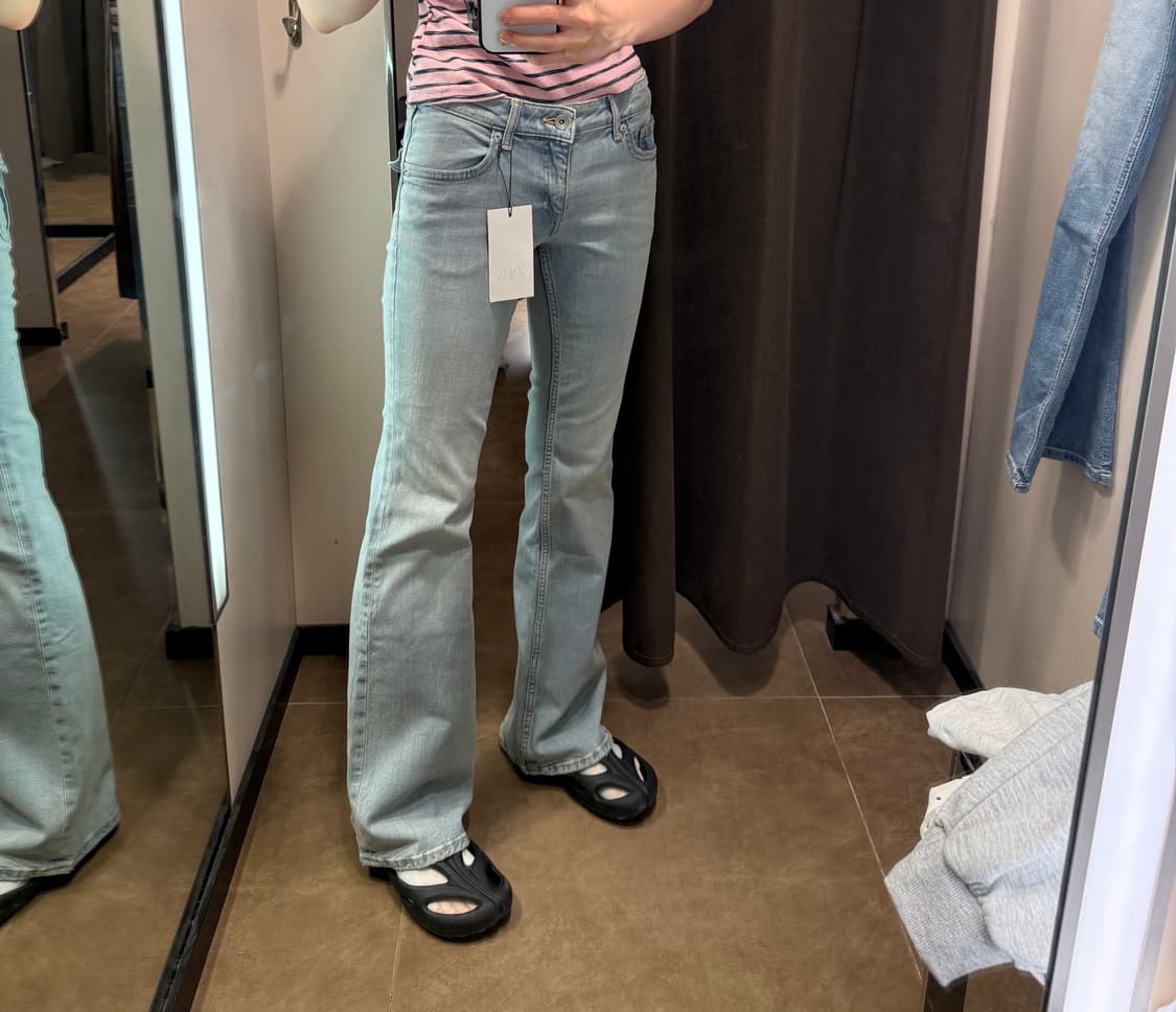 자라Zara TRF bootcut lowrise jeans 36사이즈 상품이미지2