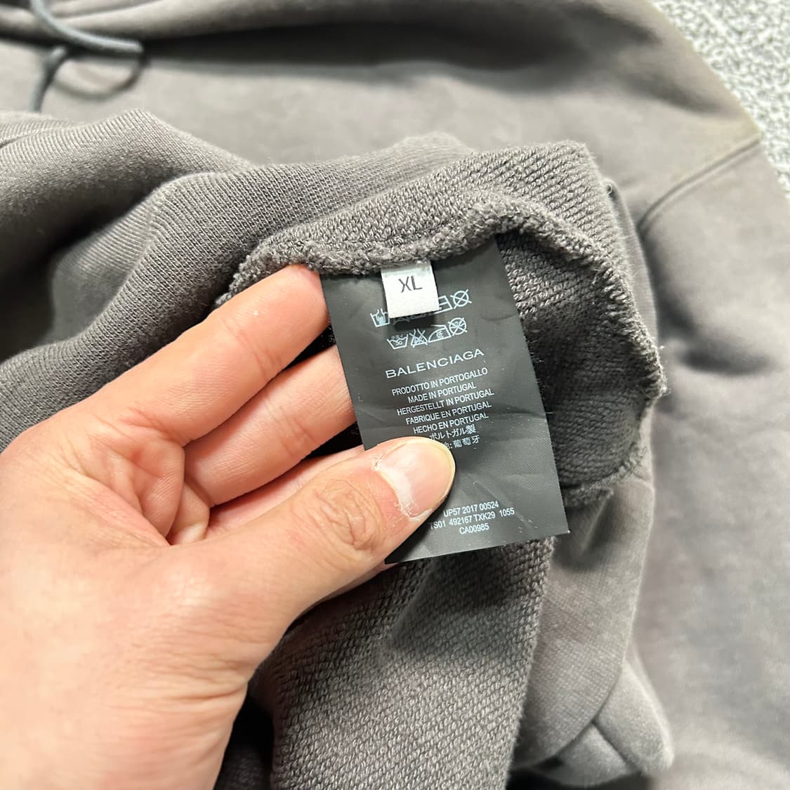 발렌시아가(Balenciaga) 레터링 캥거루 포켓 후드티 상품이미지6