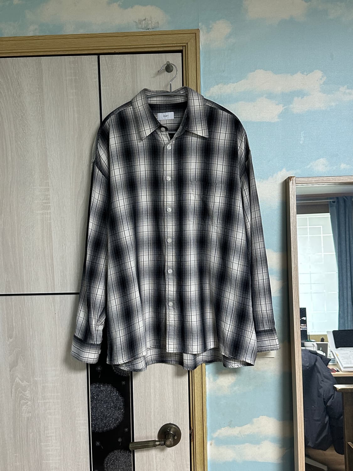 (105) TNGT 옴브레 체크셔츠 그레이 상품이미지3