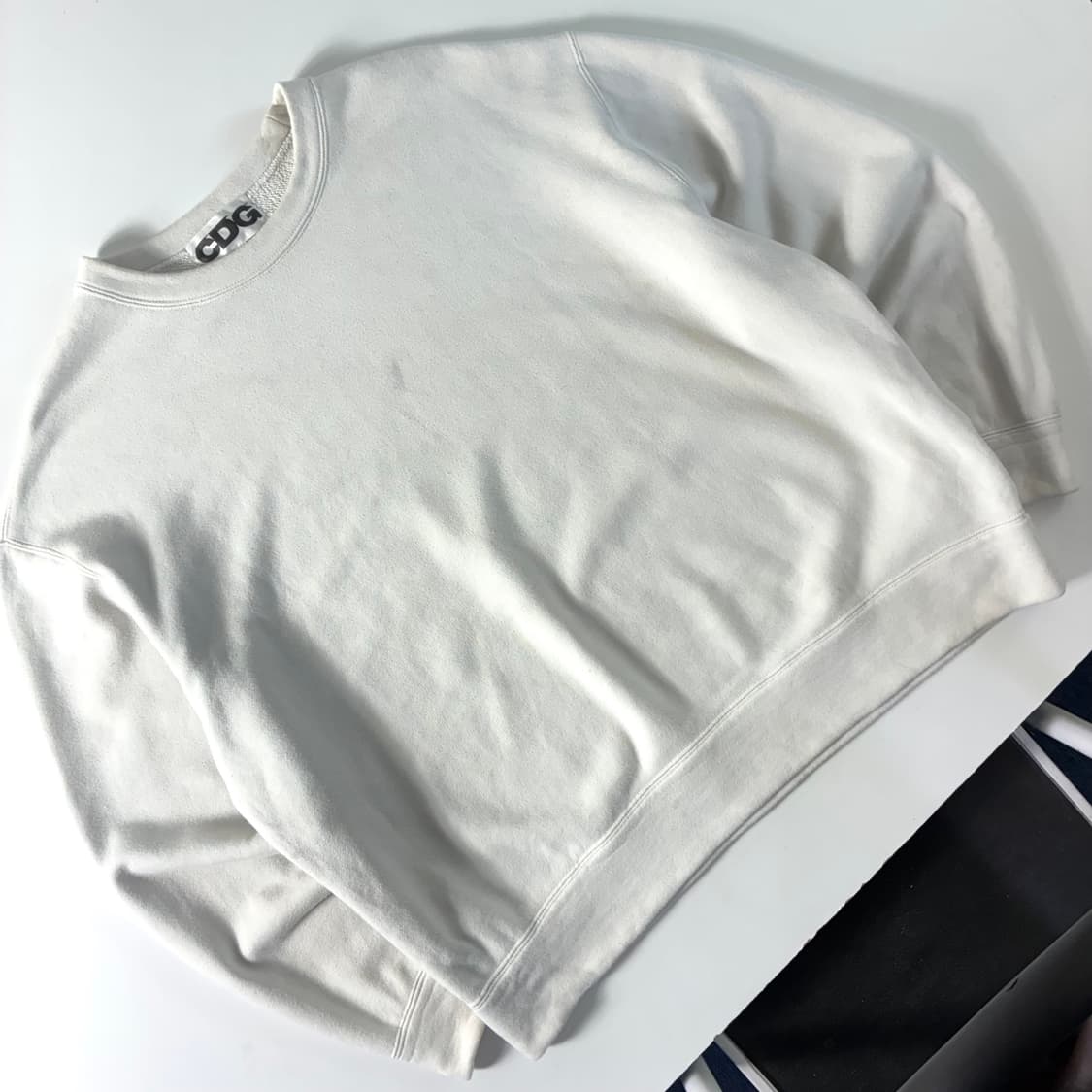 COMME des GARCONS  꼼데가르송 CDG 스펠아웃 맨투맨 상품이미지3