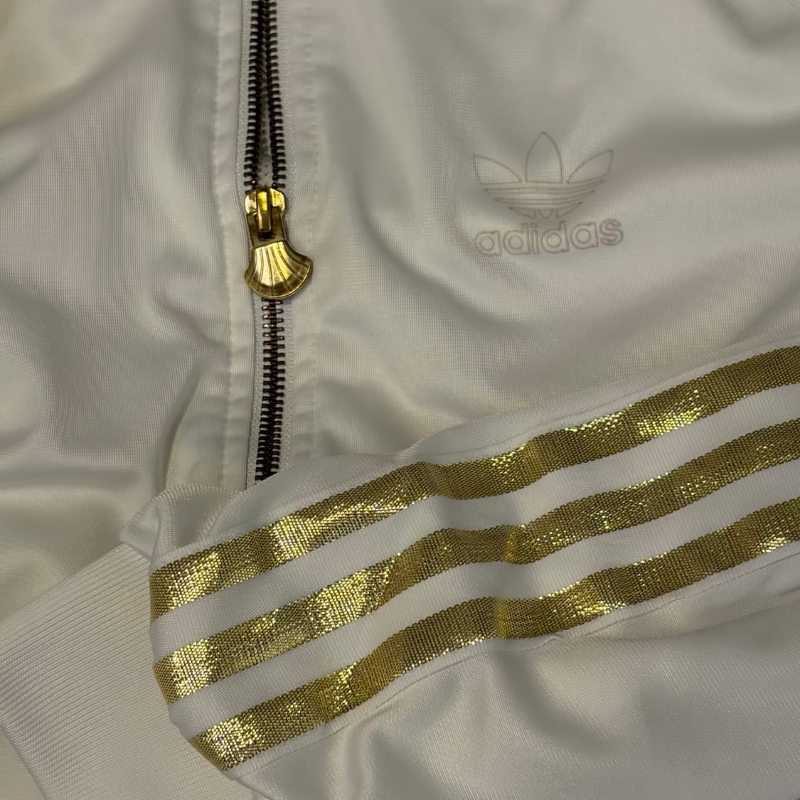 ⭐️아디다스 파이어버드 골드 글리터 라인 화이트 슈퍼스타 져지⭐️ 상품이미지3