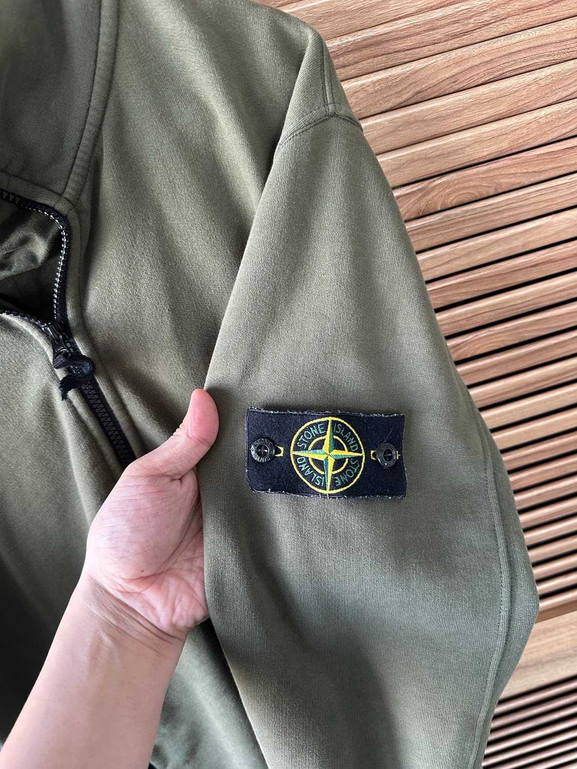 스톤아일랜드 하프집업 맨투맨 상품이미지3