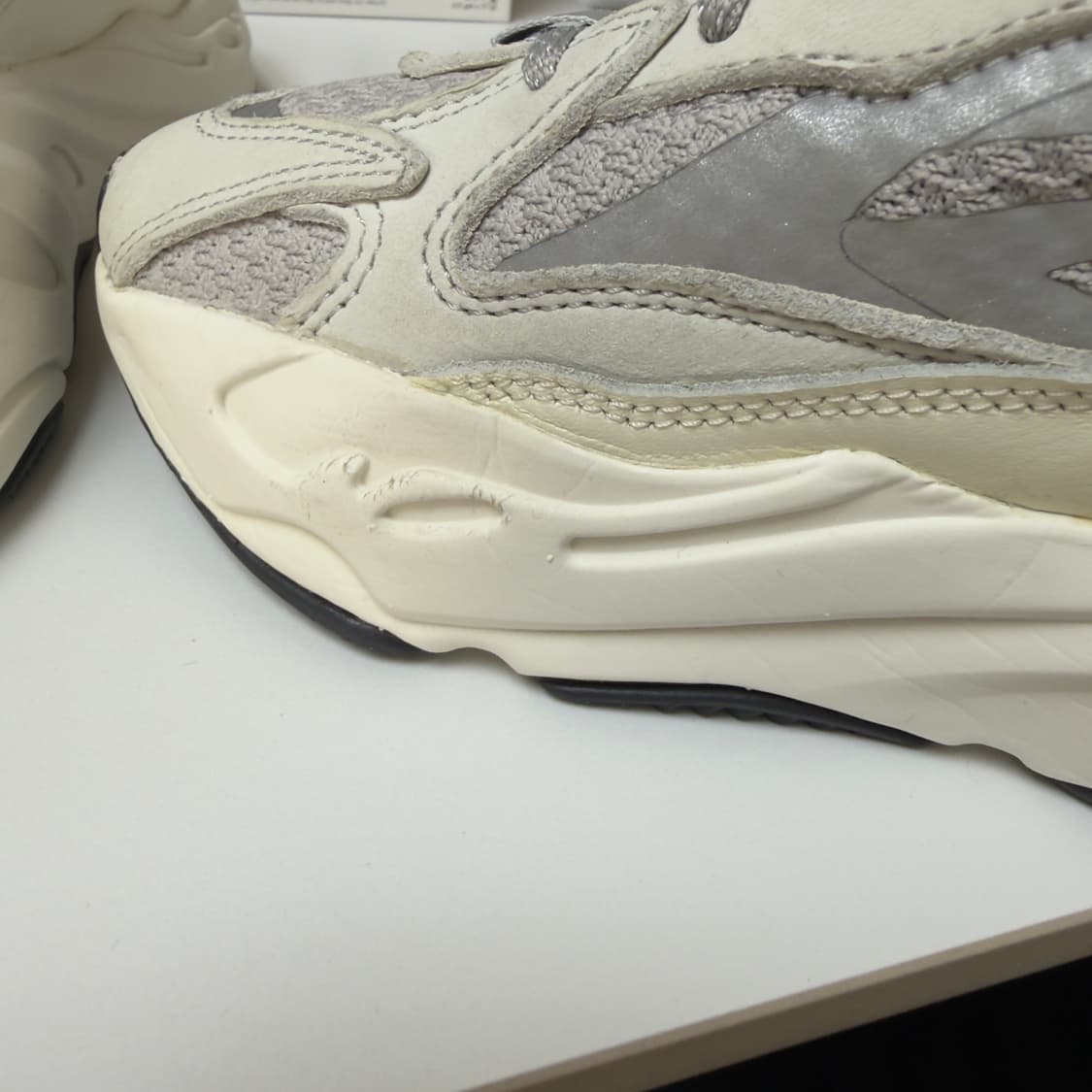 이지부스트700 v2 스태틱 240 상품이미지7