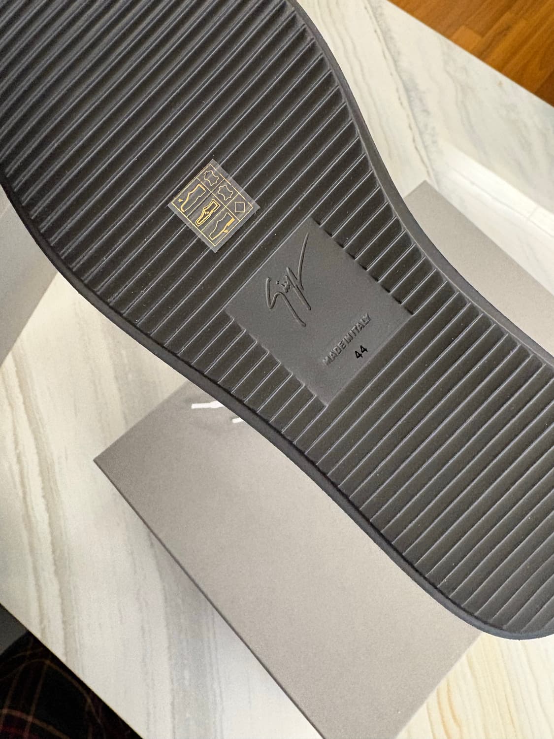 쥬세페 자노티 스니커즈 상품이미지3