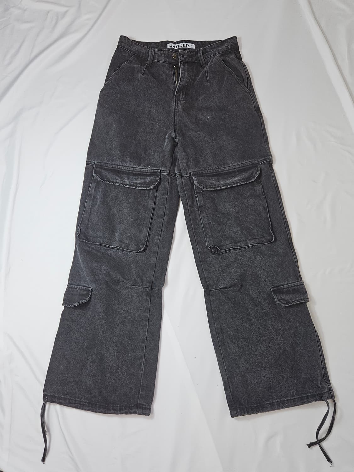 게이트리스 멀티 데님 카고팬츠 흑청 진 S 상품이미지1