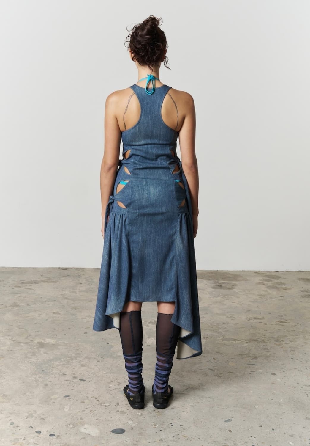 오들리워크샵 arum cutout dress 상품이미지4