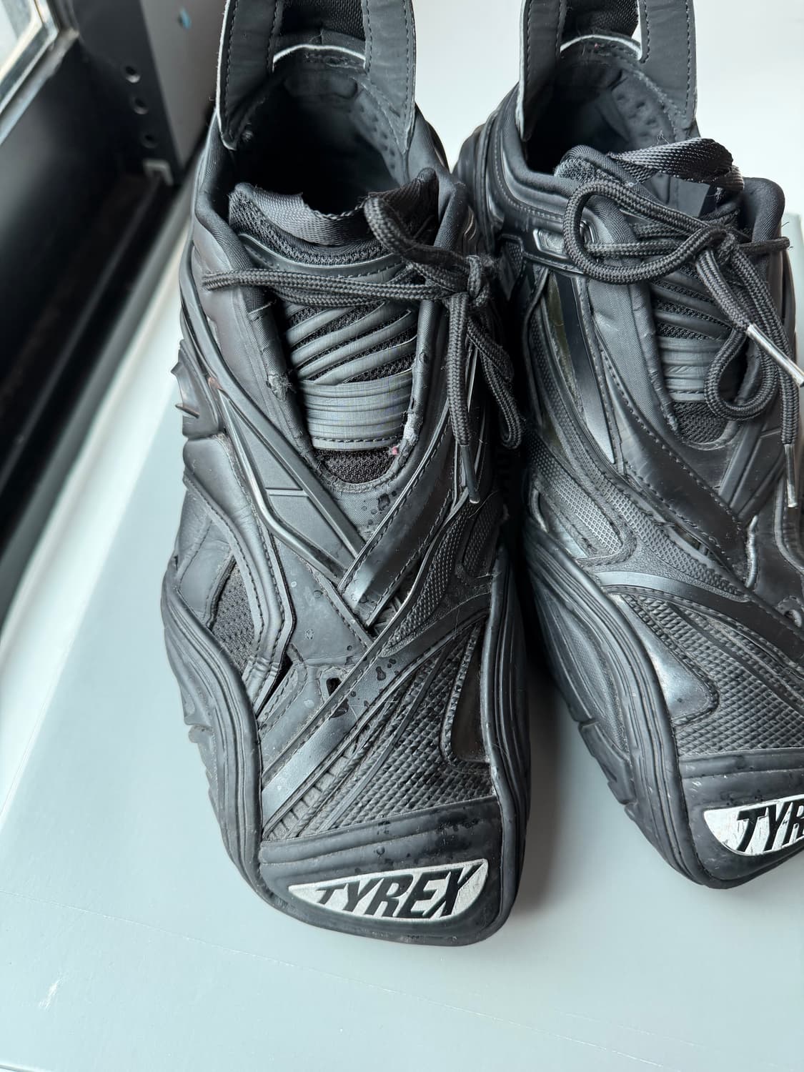 발렌시아가 타이렉스 블랙 상품이미지3