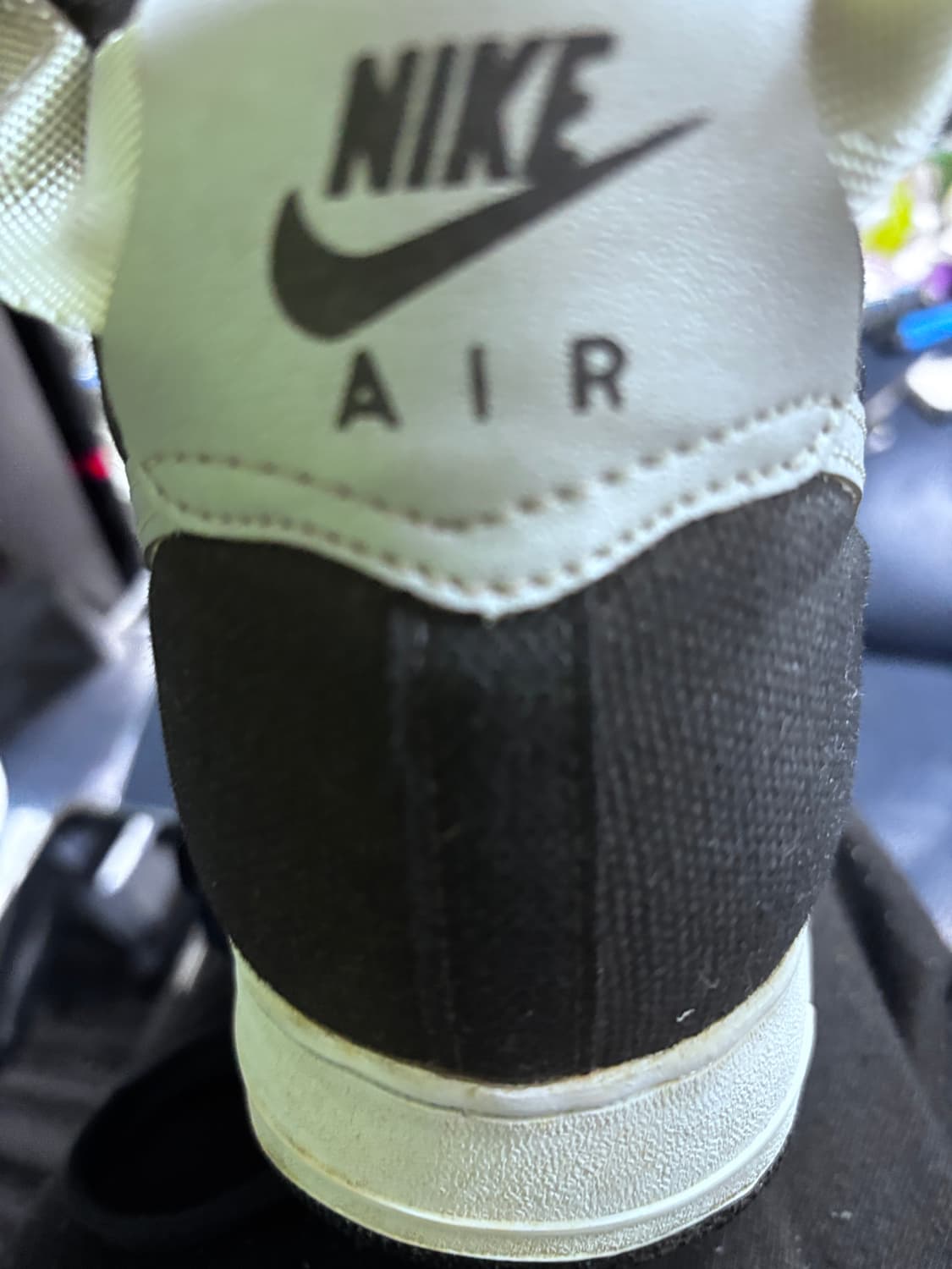 나이키 에어포스 1 하이 cvs 상품이미지7