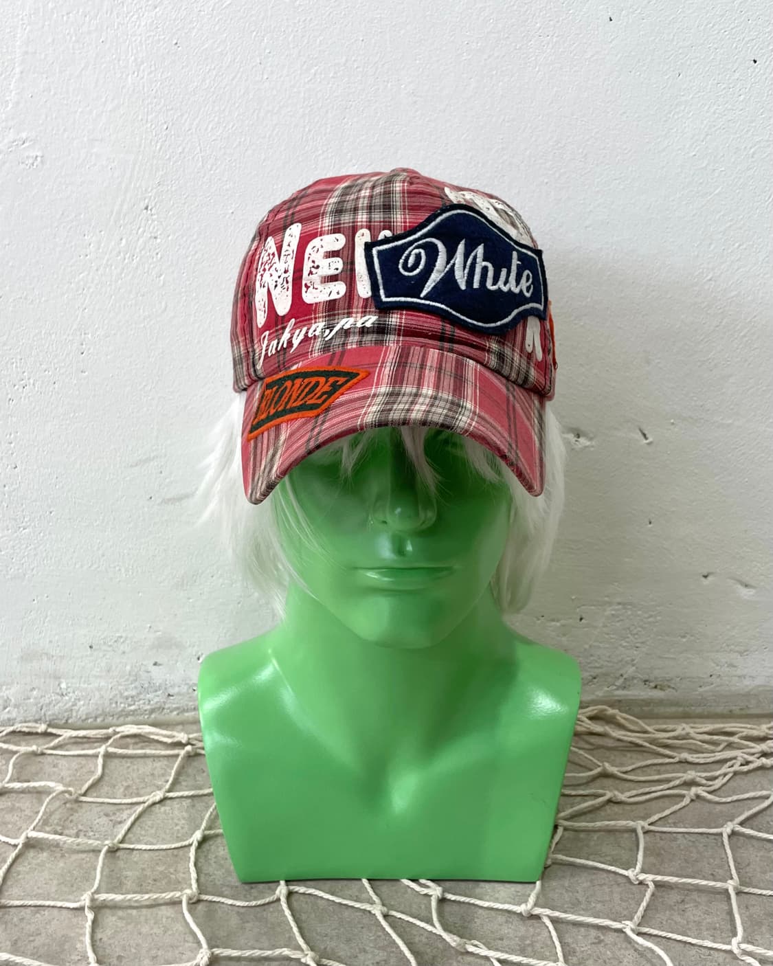 Red checkered wappen cap 상품이미지2