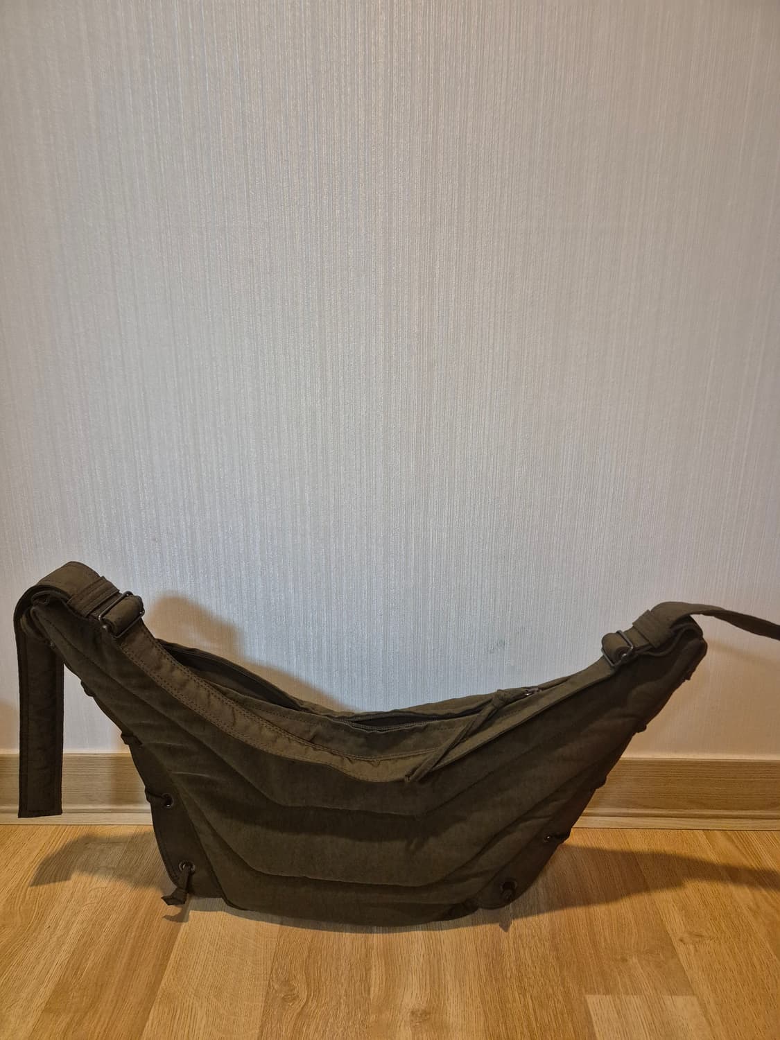 르메르 게임백 미디움 카키 상품이미지2