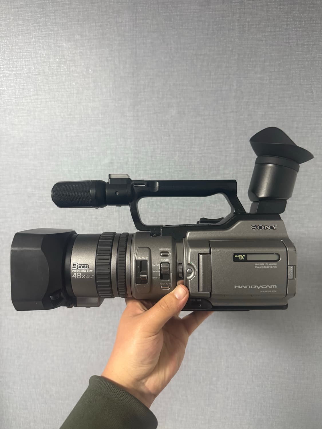Sony DCR-VX2100 6mm 디지털 캠코더 상품이미지1