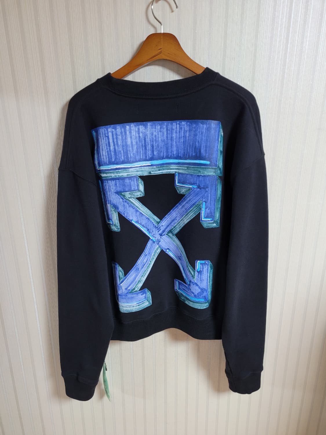 [M] 오프화이트 블루 마커펜 애로우 맨투맨 상품이미지1