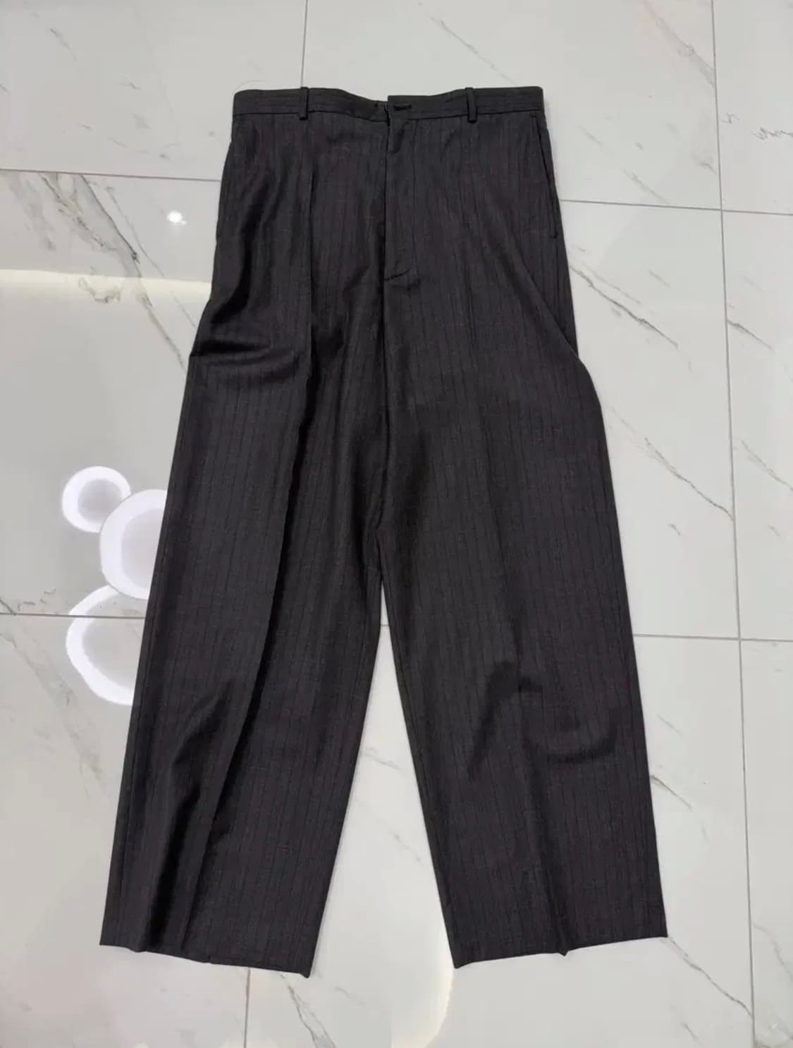 발렌시아가 캐피탈 비 스트라이프 오버사이즈 더블 블레이져 +팬츠셋업 상품이미지6