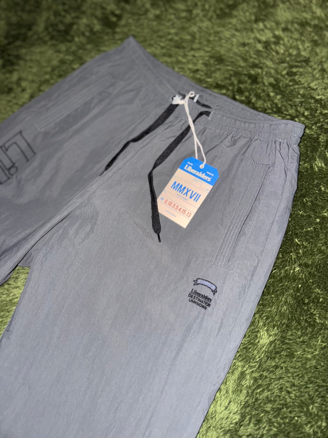 [S] Liberaiders 리버레이더스 나일론 자수 로고 트랙 팬츠 상품이미지2