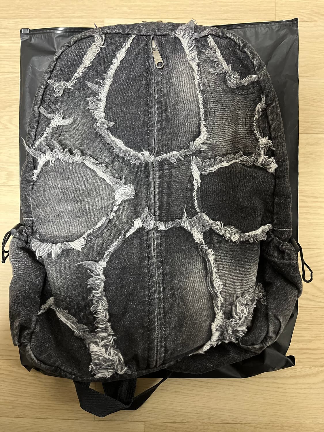 Washed Denim Turtle Backpack 상품이미지2