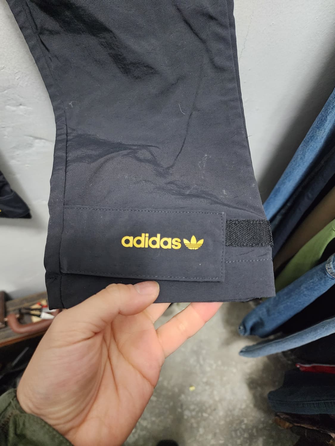 아디다스 테크 카고팬츠  상품이미지4