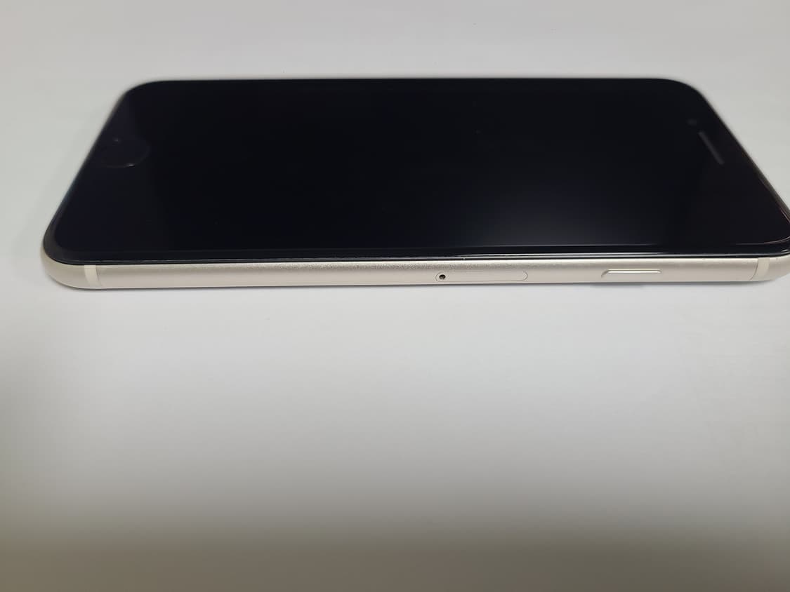 아이폰se3 화이트 64G 상품이미지3