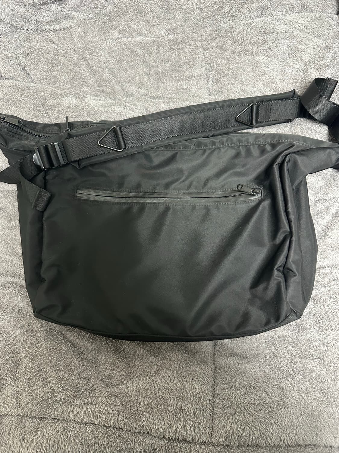 하아카이브 크로스백 상품이미지1